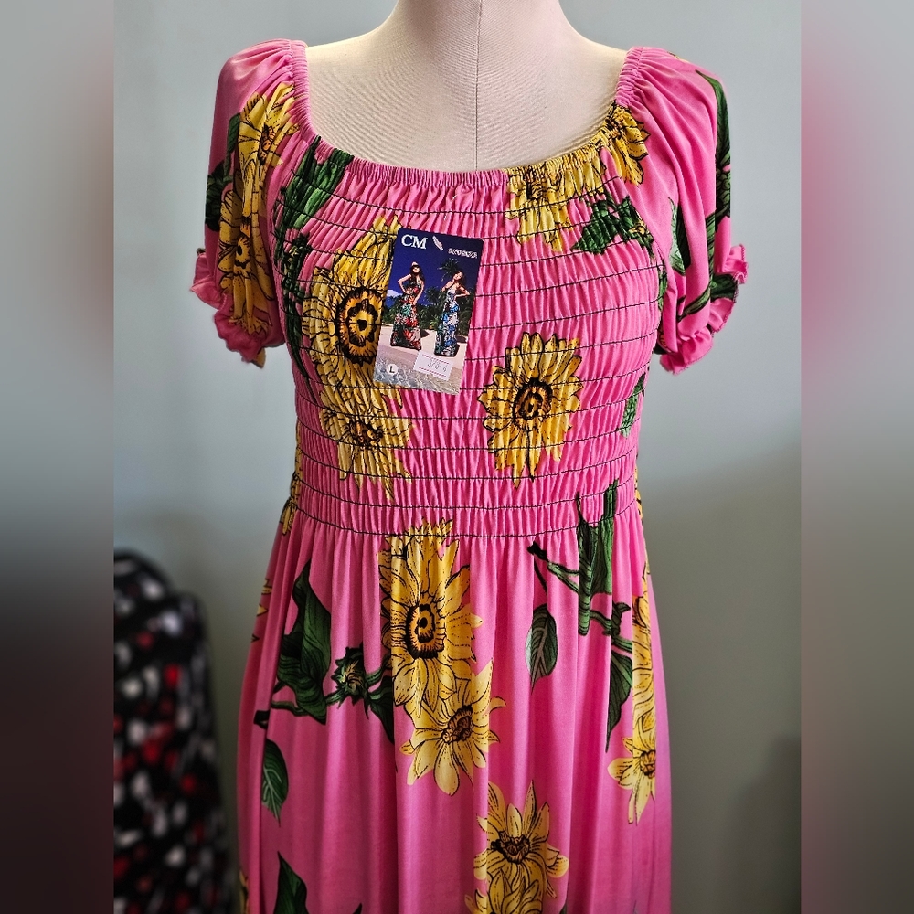 Summer Pink Dress With Sunflower Theme